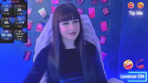 Snapshot of karolina_mia chatting on February 2026 01:27:01 PM Caroline online show from February 2026 01:27:01 PM