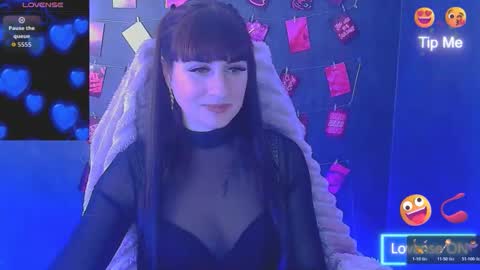 Snapshot of karolina_mia chatting on February 2026 12:48:02 PM Caroline online show from February 2026 12:48:02 PM