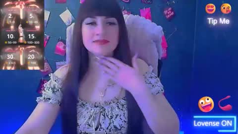 Caroline online show from April 2026 06:27:01 AM