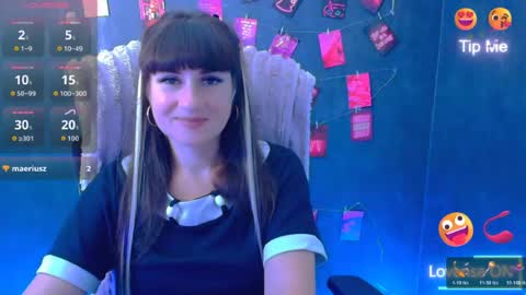 Snapshot of karolina_mia chatting on July 2026 10:39:01 AM Caroline online show from July 2026 10:39:01 AM