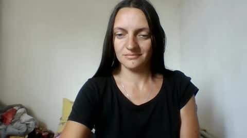 Snapshot of karolinacel chatting on September 2025 12:15:02 PM karolinacel online show from September 2025 12:15:02 PM