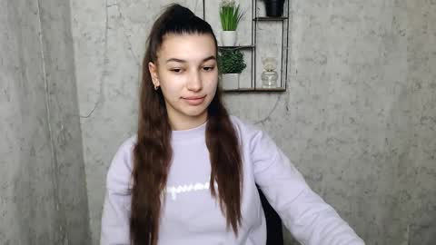 Karolina online show from February 2025 07:01:02 AM