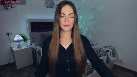 Karolina online show from December 2025 05:34:01 AM