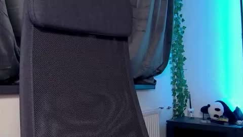 Snapshot of karoline121 chatting on February 2026 09:42:01 PM karoline121 online show from February 2026 09:42:01 PM