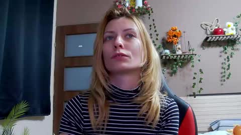 Snapshot of karoline121 chatting on February 2026 08:27:01 PM karoline121 online show from February 2026 08:27:01 PM