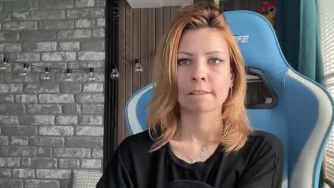 Snapshot of karoline121 chatting on February 2026 06:58:02 AM karoline121 online show from February 2026 06:58:02 AM