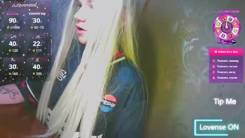 Caroline Fox online show from February 2026 12:10:02 PM