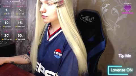 Caroline Fox online show from February 2026 10:34:02 AM