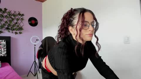 Snapshot of kassandra_james chatting on February 2025 03:14:01 PM kassandra james online show from February 2025 03:14:01 PM