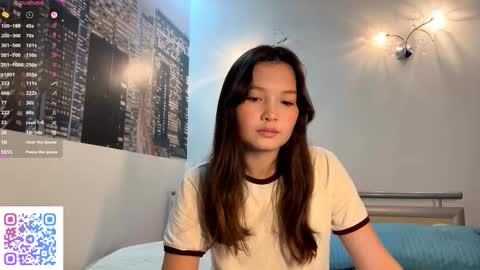 Kira online show from September 2025 08:19:01 AM