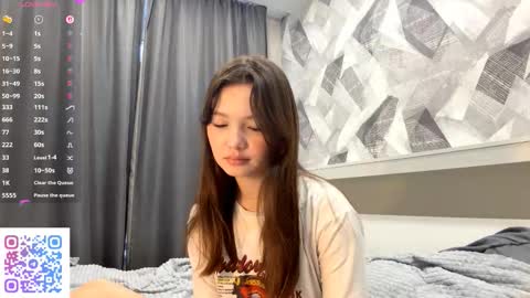 Kira online show from October 2025 11:25:01 AM