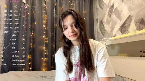 Kira online show from December 2025 09:47:02 AM