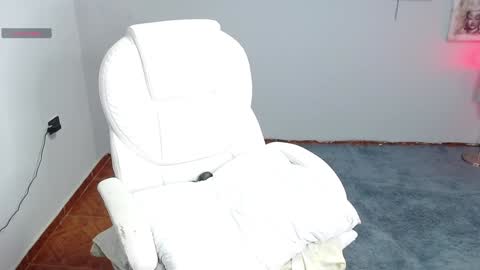 kataley4 online show from December 2024 10:30:01 PM