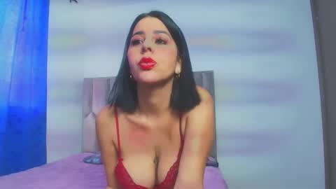 Snapshot of kataleyavillalobos chatting on June 2026 03:50:01 PM kataleyavillalobos online show from June 2026 03:50:01 PM