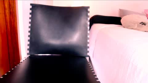 katalinaferreirax online show from December 2024 05:33:01 PM