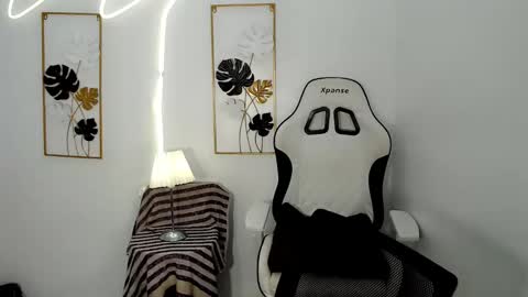 kataluna_hugecock69 online show from February 2026 09:06:02 AM