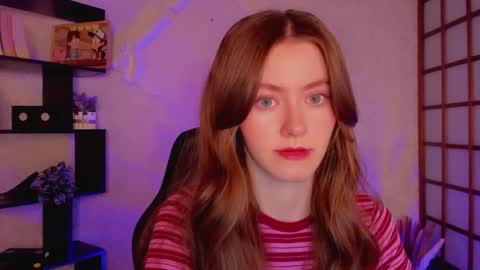 Snapshot of kate_cuddle chatting on January 2025 02:04:01 AM Kate online show from January 2025 02:04:01 AM
