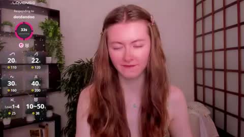 Snapshot of kate_cuddle chatting on June 2026 02:14:01 AM Kate online show from June 2026 02:14:01 AM