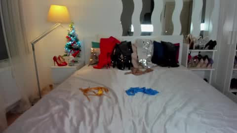 Snapshot of kate_redgar chatting on December 2024 03:39:01 PM kate_redgar online show from December 2024 03:39:01 PM