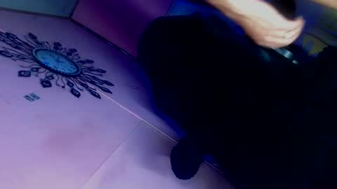 is secret for lovers online show from February 2025 09:13:02 PM