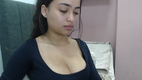 Kari online show from January 2025 02:32:02 PM