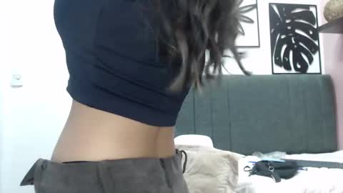 Kari online show from March 2025 05:24:02 PM