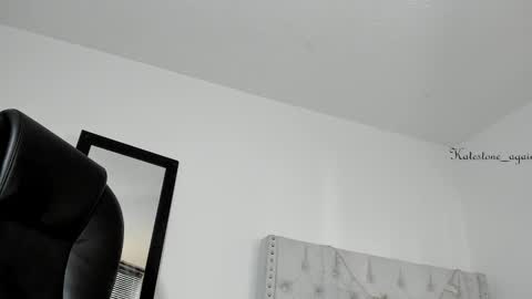 love meeee online show from February 2025 07:13:01 PM