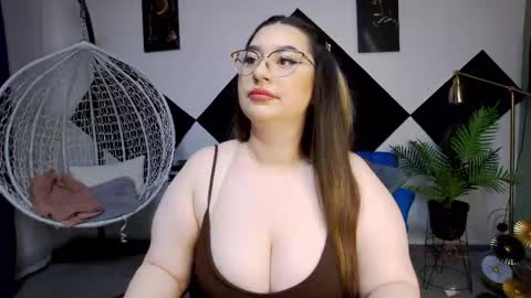 Snapshot of katewalker_ chatting on May 2026 07:43:02 PM Kate online show from May 2026 07:43:02 PM