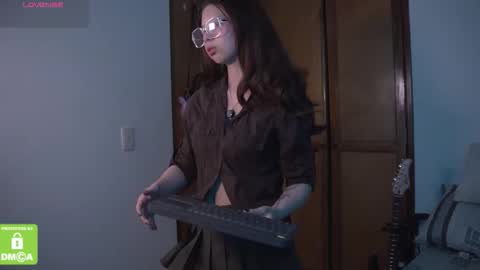 Katerine online show from November 2025 01:19:01 AM