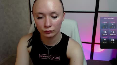 Snapshot of katherine_reinhart chatting on October 2025 03:45:01 PM katherine_reinhart online show from October 2025 03:45:01 PM