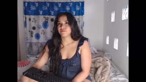 Snapshot of kathiie_ chatting on December 2024 11:04:01 AM K A T H I E online show from December 2024 11:04:01 AM