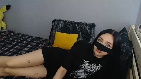 KathrineBerry online show from January 2025 04:33:01 AM