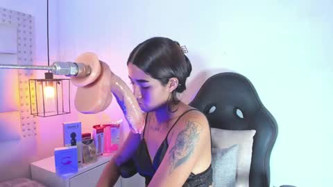 Khaty online show from December 2024 01:22:02 PM