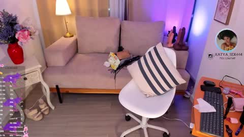 Snapshot of katia_high chatting on October 2025 04:40:01 AM katia_high online show from October 2025 04:40:01 AM
