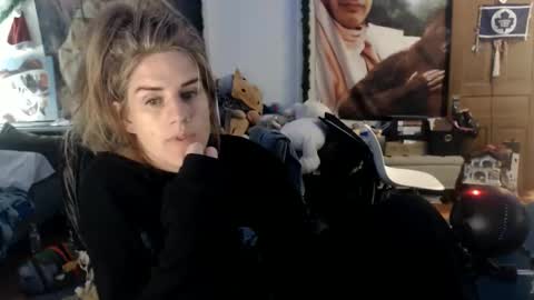 Katie online show from September 2025 03:50:02 AM