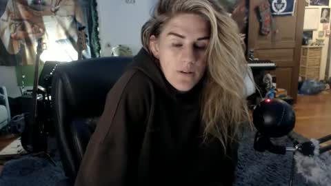 Katie online show from July 2026 04:19:01 AM