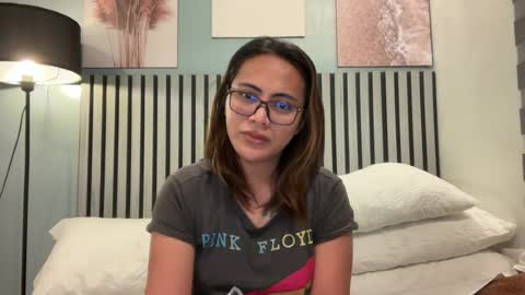Snapshot of katiefrox_ chatting on July 2026 10:21:02 AM katiefrox online show from July 2026 10:21:02 AM