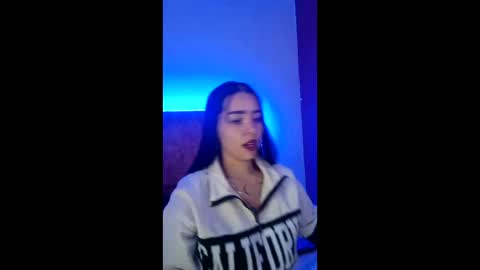 Snapshot of katiie_m chatting on May 2026 08:31:01 AM Katie online show from May 2026 08:31:01 AM