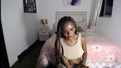 Snapshot of katitabonny chatting on November 2025 03:45:01 AM katitabonny online show from November 2025 03:45:01 AM