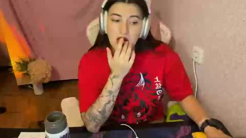   naked in pvt show 100 tk online show from December 2025 07:01:02 PM