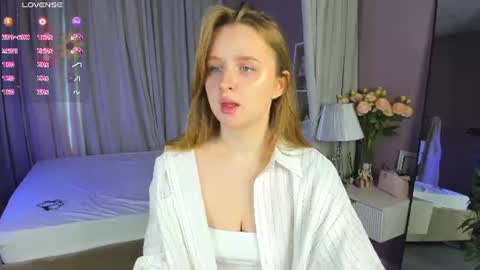 Snapshot of katrina_bail chatting on June 2026 01:26:02 AM Katrina Bail online show from June 2026 01:26:02 AM