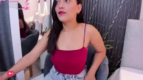 Keyla online show from November 2025 07:12:01 PM