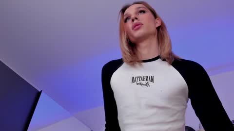 Katrin online show from January 2025 10:28:02 PM