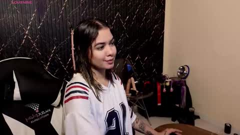 Katt  online show from January 2026 03:49:02 PM