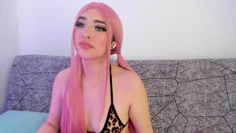 Snapshot of kattengel_ chatting on March 2026 01:17:02 PM Kat online show from March 2026 01:17:02 PM