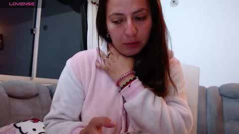 Snapshot of kattie_love chatting on October 2025 07:10:02 AM kattie online show from October 2025 07:10:02 AM