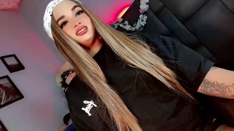 Snapshot of kattie_sweet_ chatting on September 2025 10:15:01 PM kattie_sweet_ online show from September 2025 10:15:01 PM