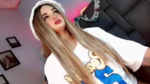 Snapshot of kattie_sweet_ chatting on September 2025 10:25:01 PM kattie_sweet_ online show from September 2025 10:25:01 PM