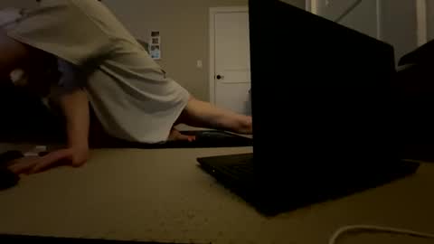 Josie live show Tuesday Wednesday and Thursday online show from September 2025 03:27:02 PM