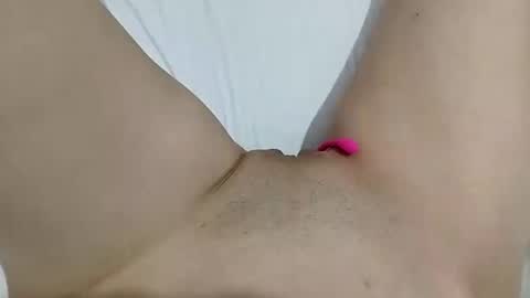 Snapshot of kattrinah_nikitta chatting on September 2025 06:44:02 PM nikitta online show from September 2025 06:44:02 PM